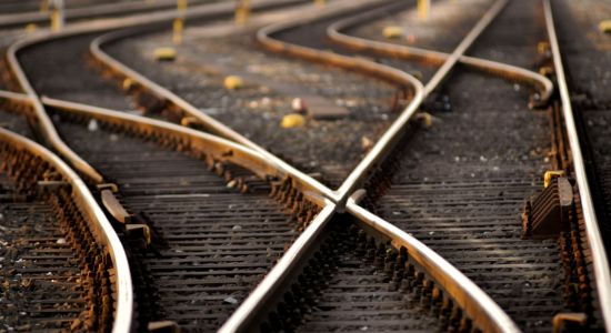 Isolamento di facciata in prossimità della ferrovia: i serramenti